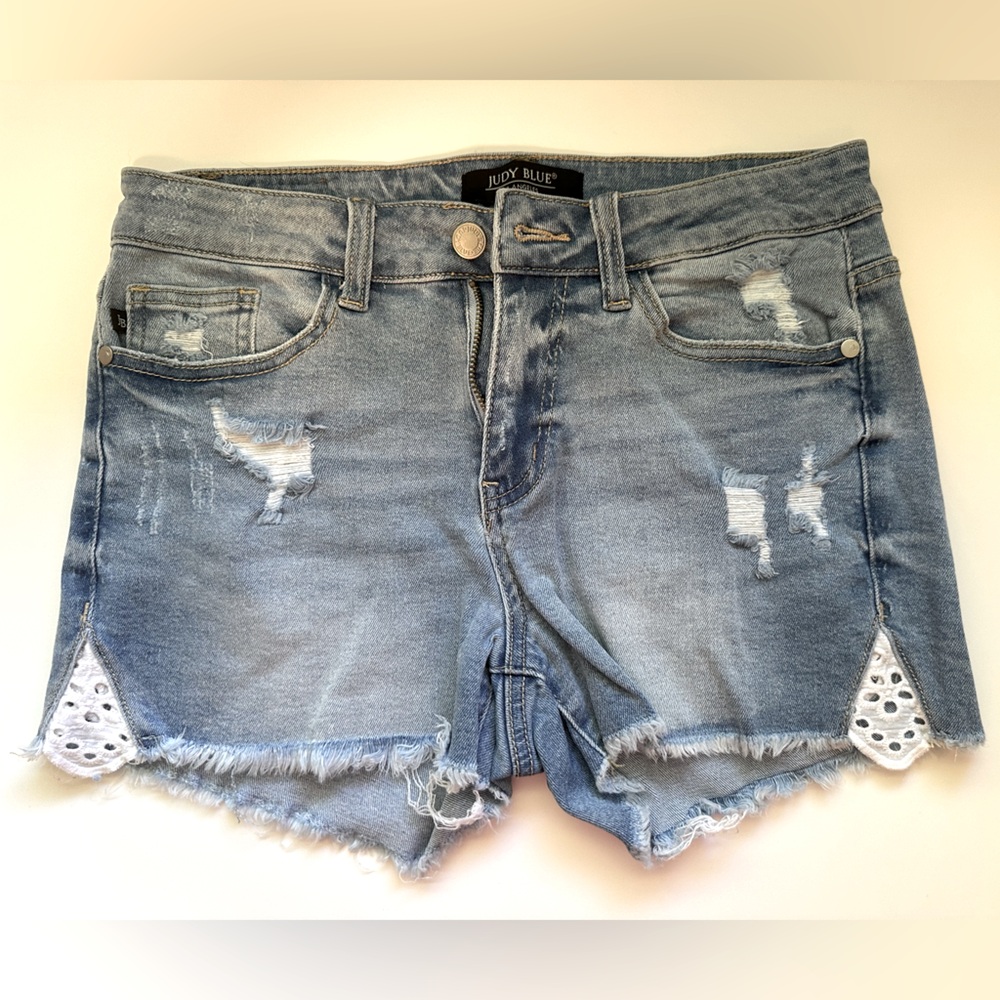 Lace Detail Judy Blue Shorts